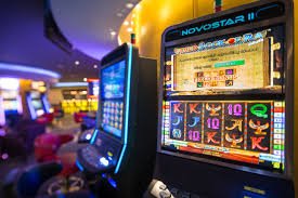 Live Texas Hold'em Bonus dealer studio on hao788 login with professional multi-camera setup and real-time card display
